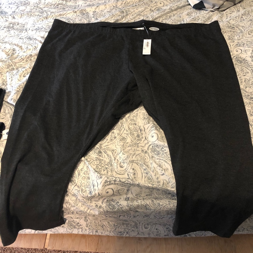 Two Brand new pairs of Grey Cropped Leggings